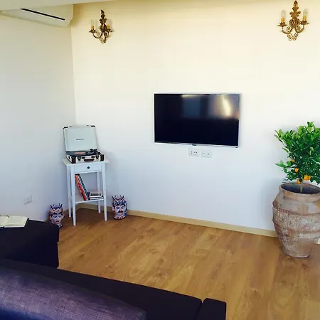 Solarium Achilles דירה גיארדיני נאקסוס