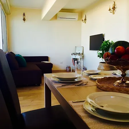 Solarium Achilles Apartment